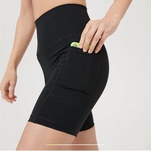 OFFLINE by Aerie 7” Bike Shorts